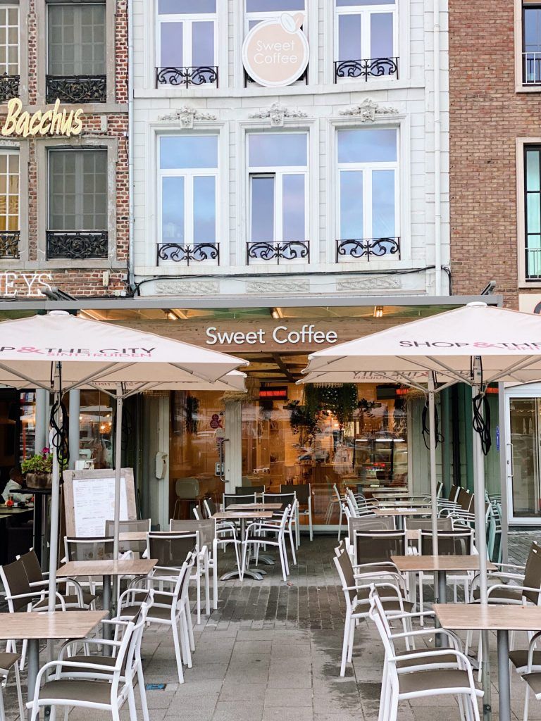 Sweet Coffee, koffiebar, ontbijt, lunch, ontbijt Hasselt, ontbijt Genk, ontbijt Sint-Truiden, ontbijt Leuven, ontbijt Maastricht, lunch Hasselt, lunch Genk, lunch Sint-Truiden, lunch Leuven, lunch Maastricht, brunch Hasselt, brunch Genk, brunch Sint-Truiden, brunch Leuven, brunch Maastricht, koffiehuis, visit Sint-truiden, Grote markt, shop in the city